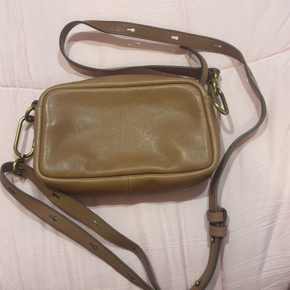 MADEWELL Leather Carabiner Mini Crossbody Shoulder Bag - Picture 1 of 6